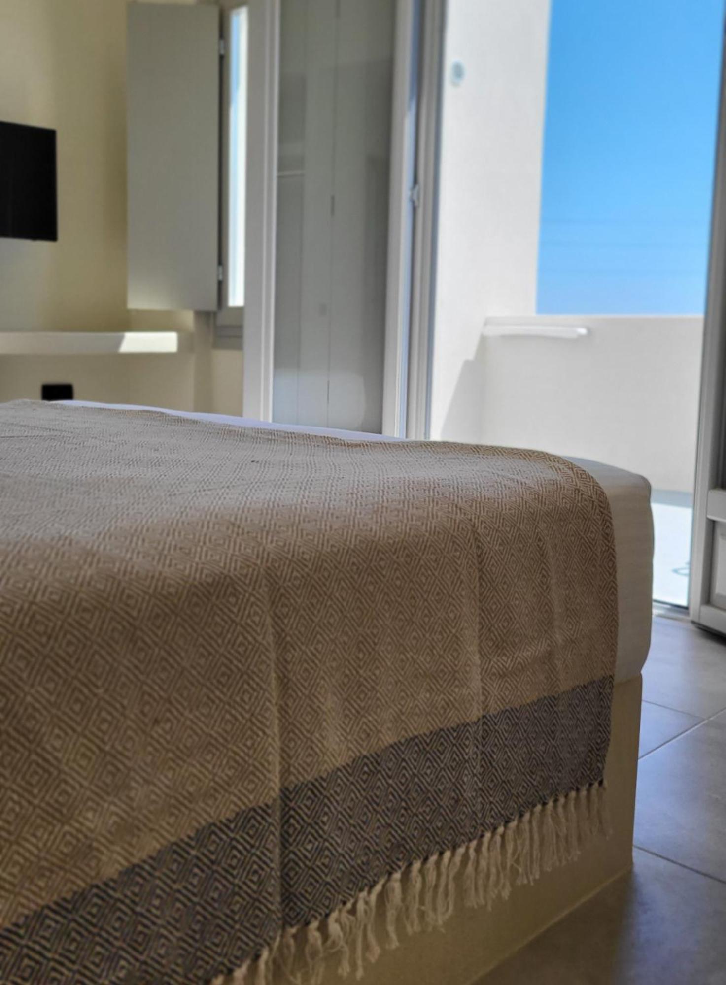 Pýrgos Maeva Suites Santorini المظهر الخارجي الصورة